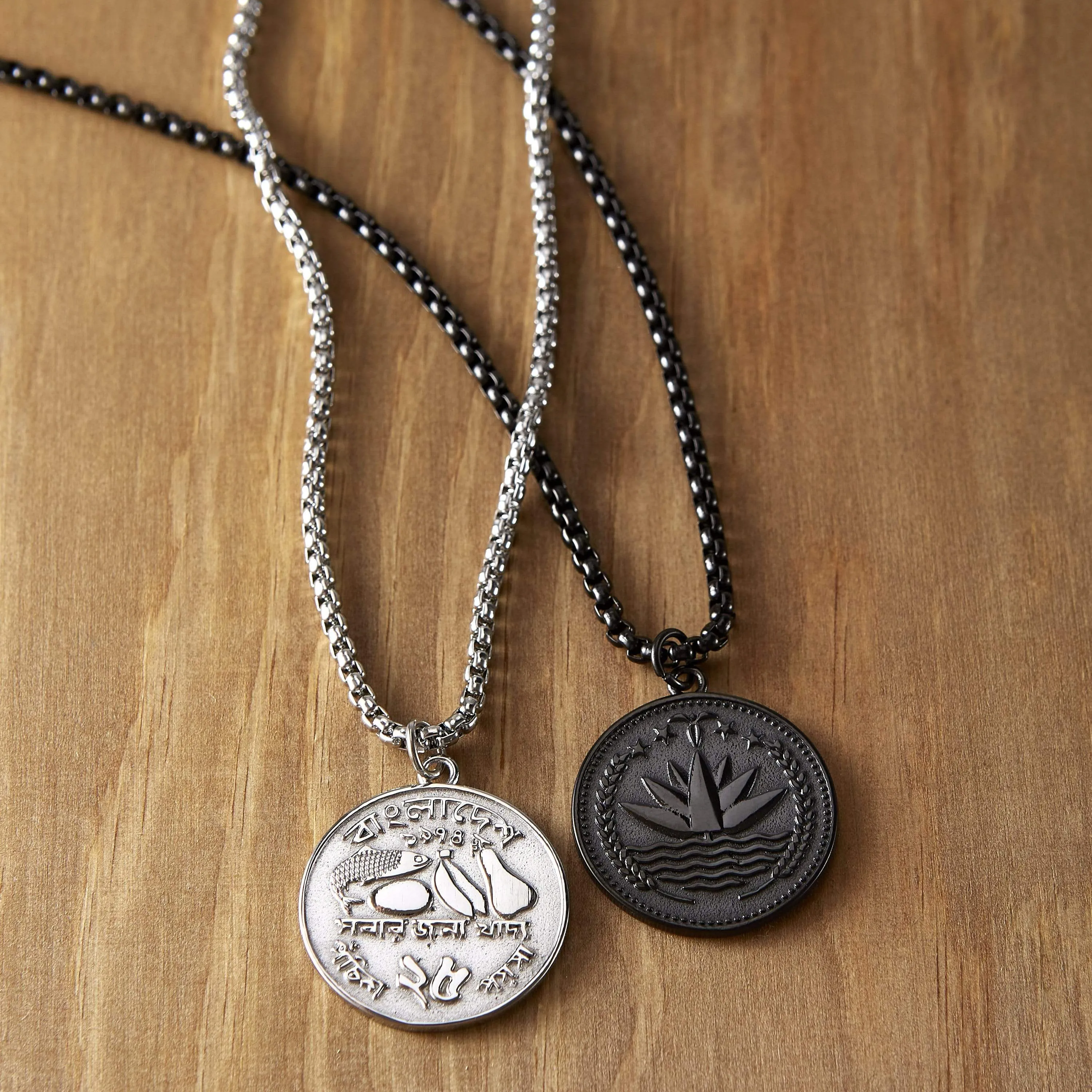 Country Coin Necklace | Men