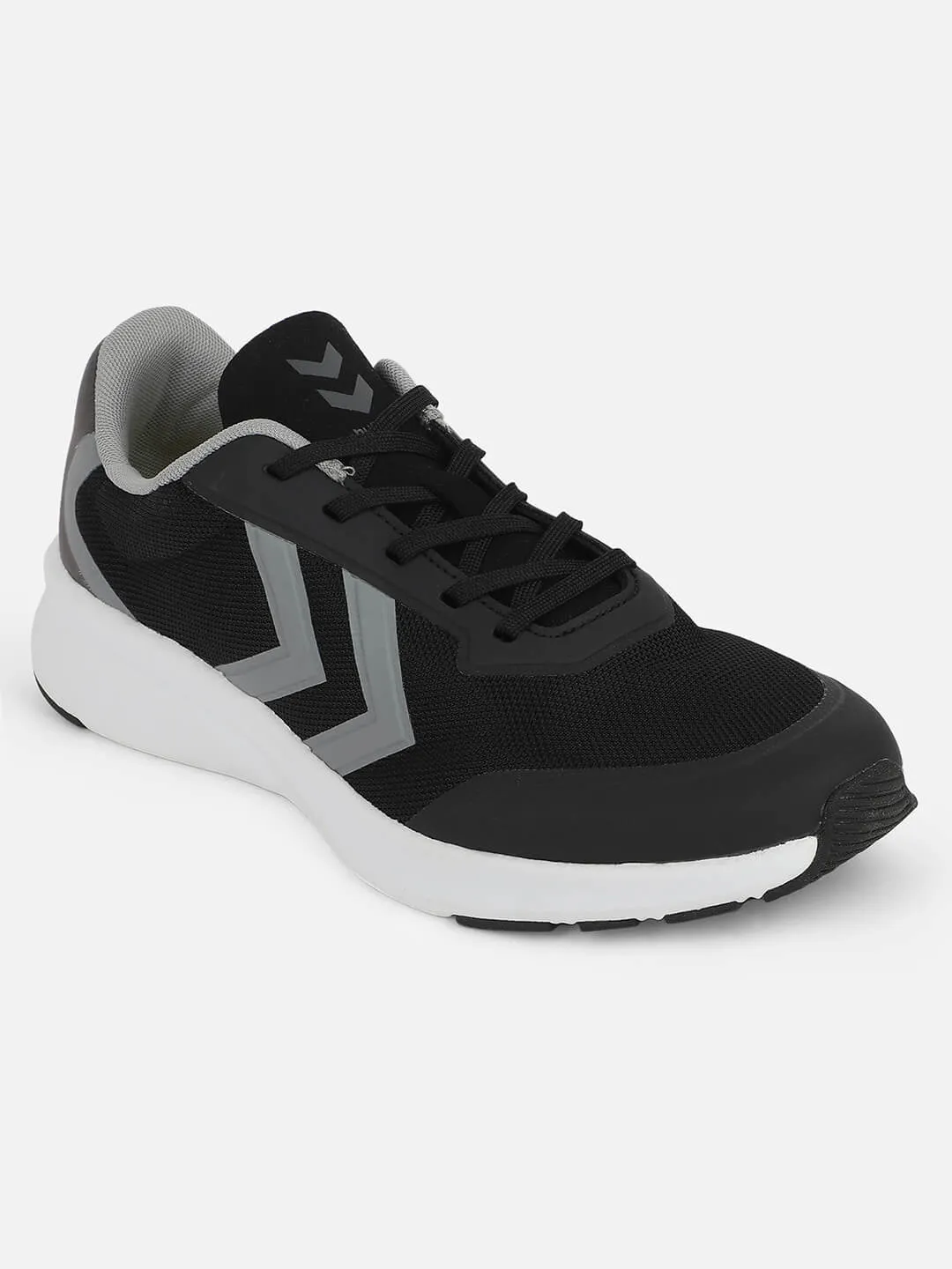 Flow Breather Men Black Training Shoes