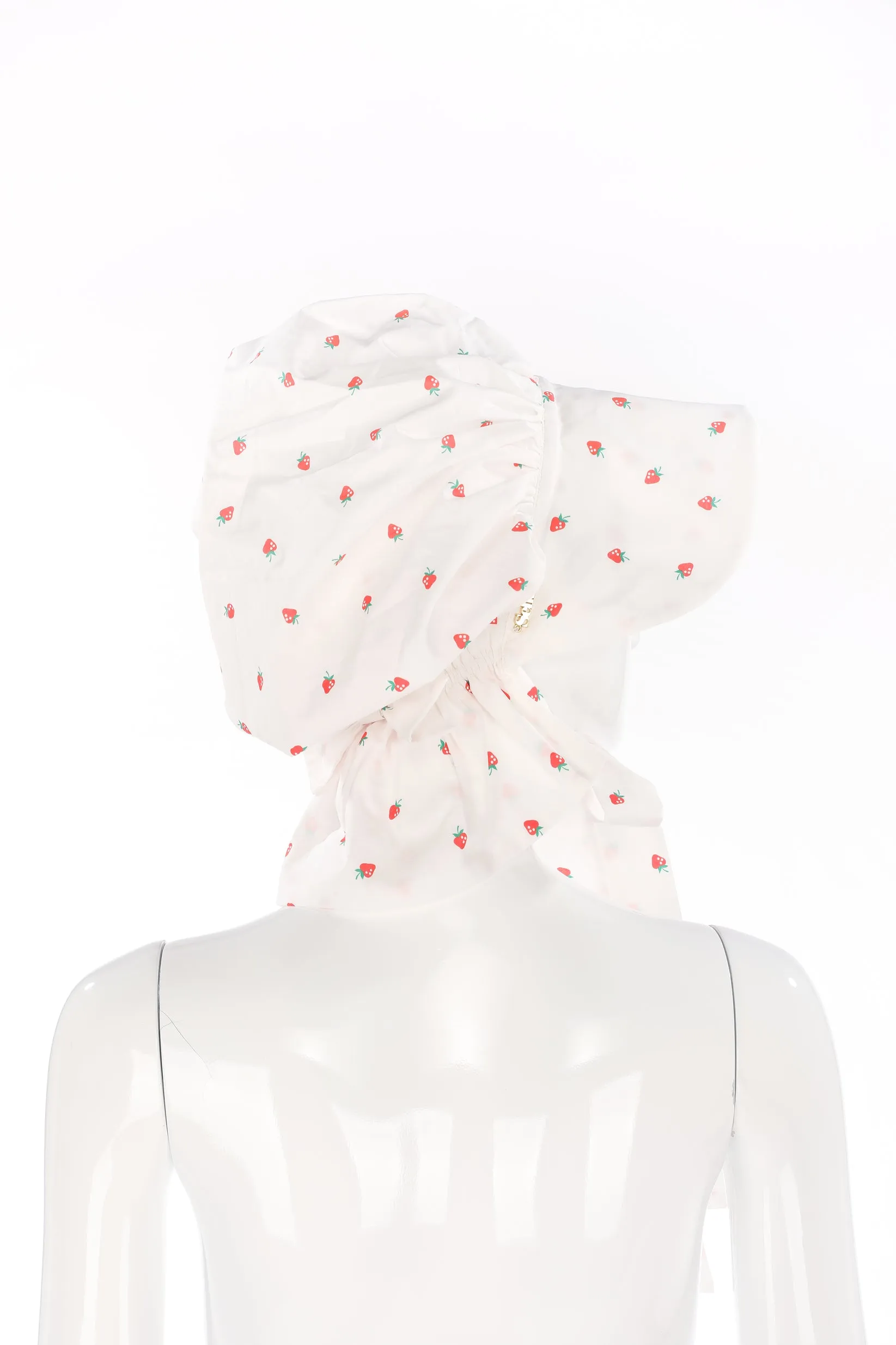 La Fraise Blossom Bonnet