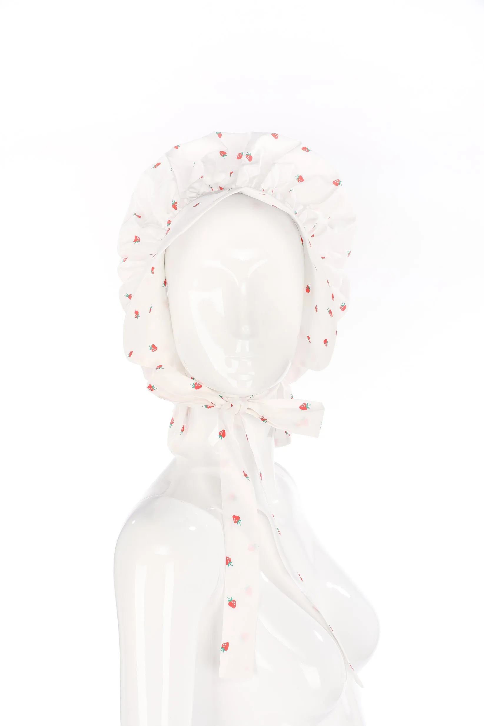 La Fraise Blossom Bonnet