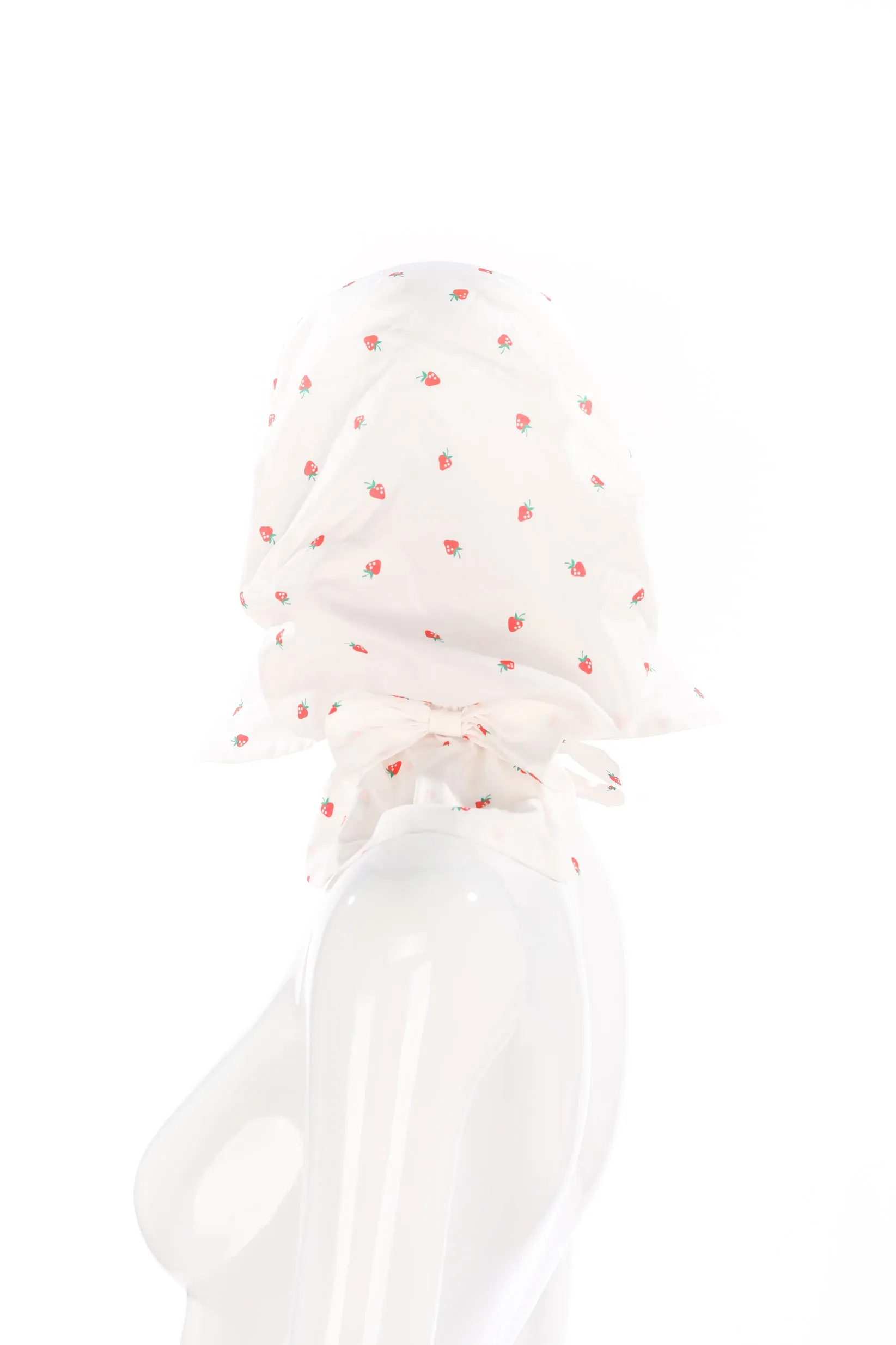 La Fraise Blossom Bonnet