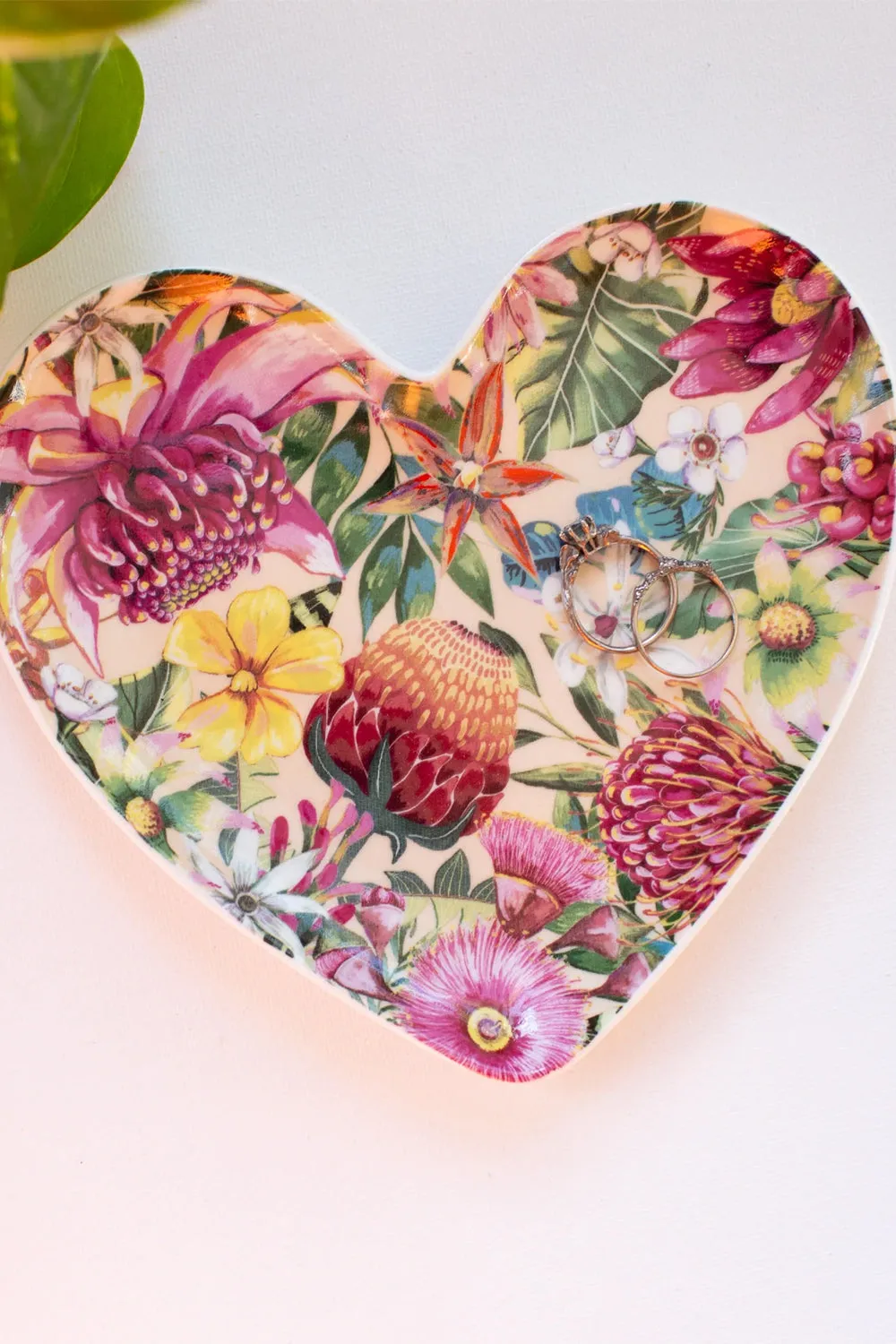 LA LA LAND HEART SHAPED TRINKET TRAY MIDNIGHT PARADISO