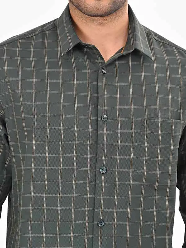 Men Checked Full Sleeve Cotton Shirt