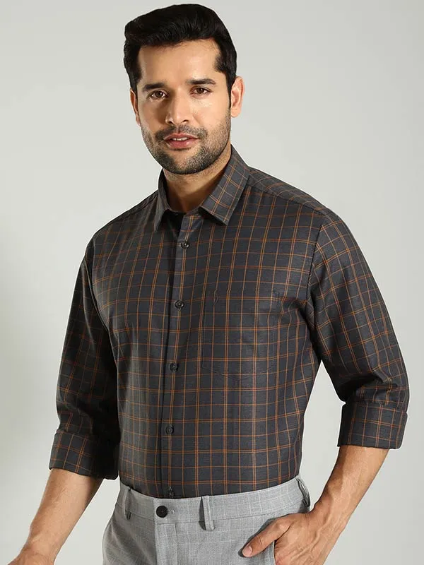 Men Checked Full Sleeve Cotton Shirt