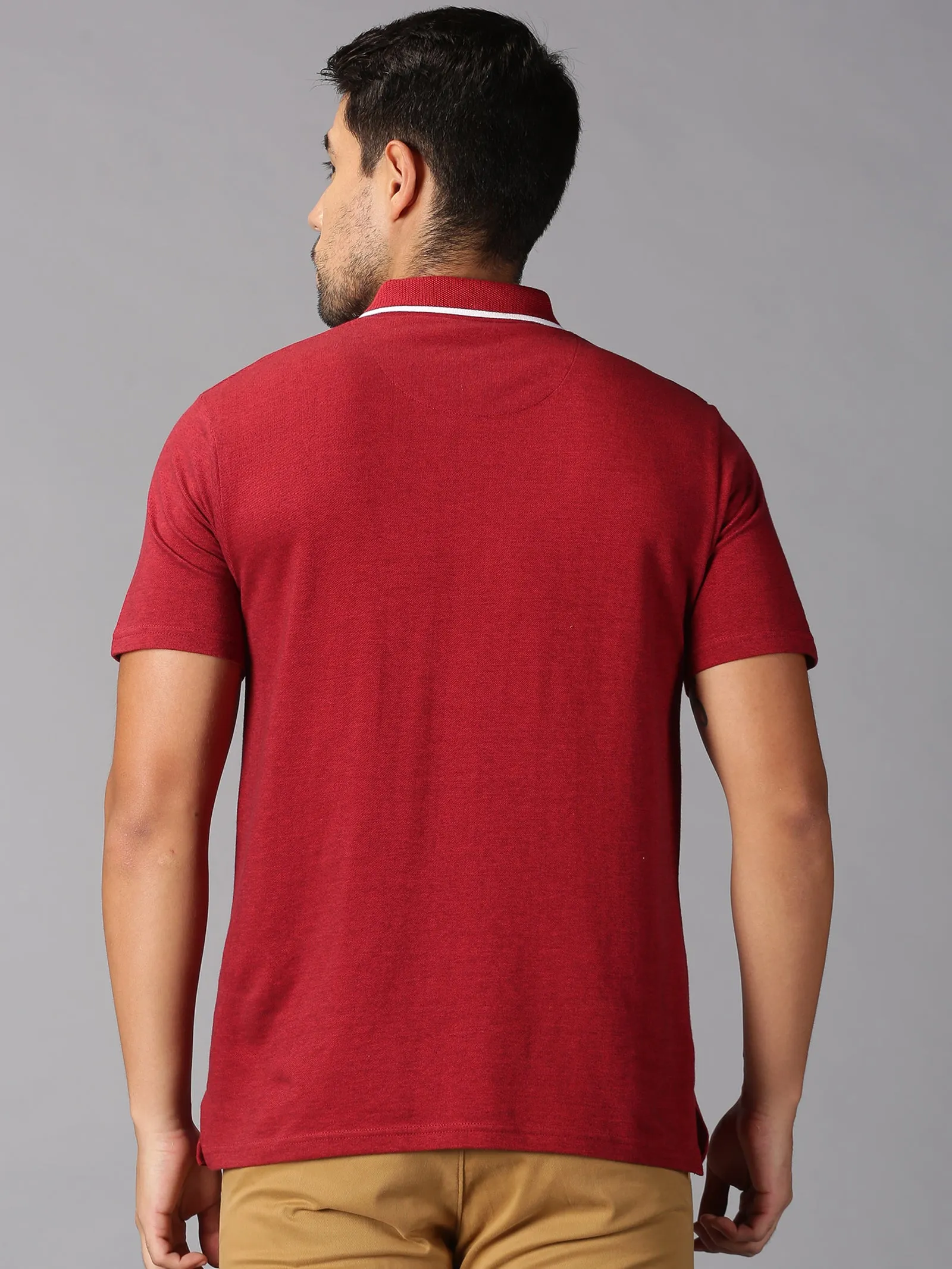 MEN' RED SOLID SLIM FIT T.SHIRT