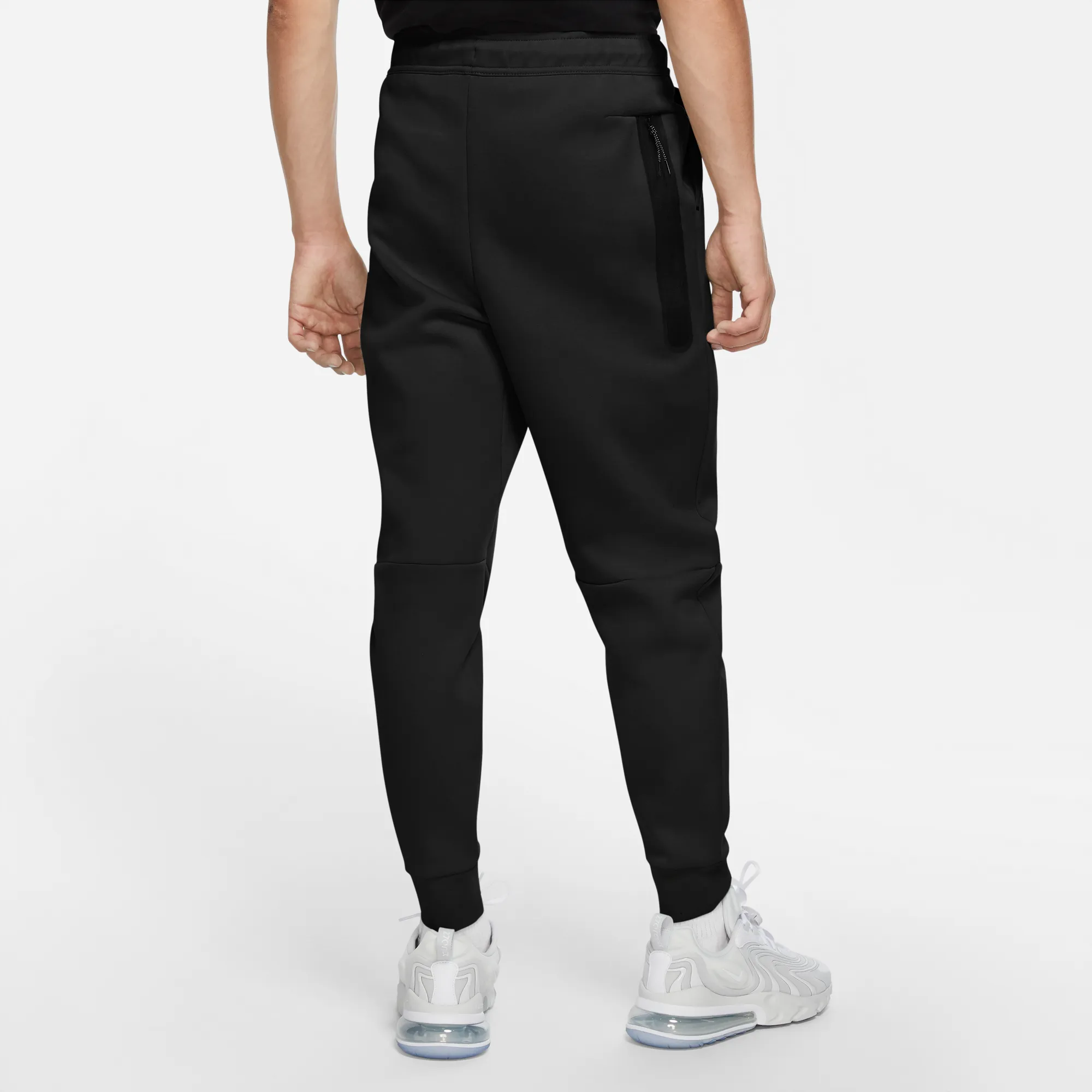 NIKE SPORTSWEAR TECH FLEECE